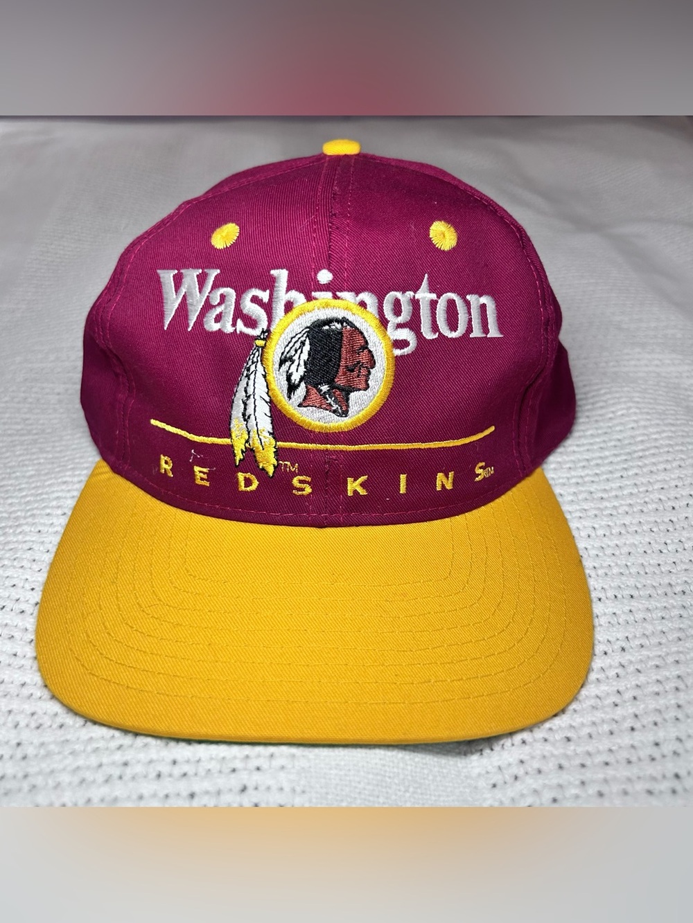 Vintage Washington Redskins SnapBack Signed by Jamaal Pritchett and pin